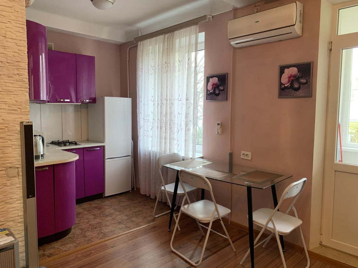 Apartments Печерск เคียฟ ภายนอก รูปภาพ